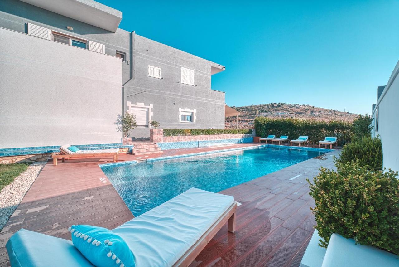 Le Gjero Luxury Villa คซามิล ภายนอก รูปภาพ