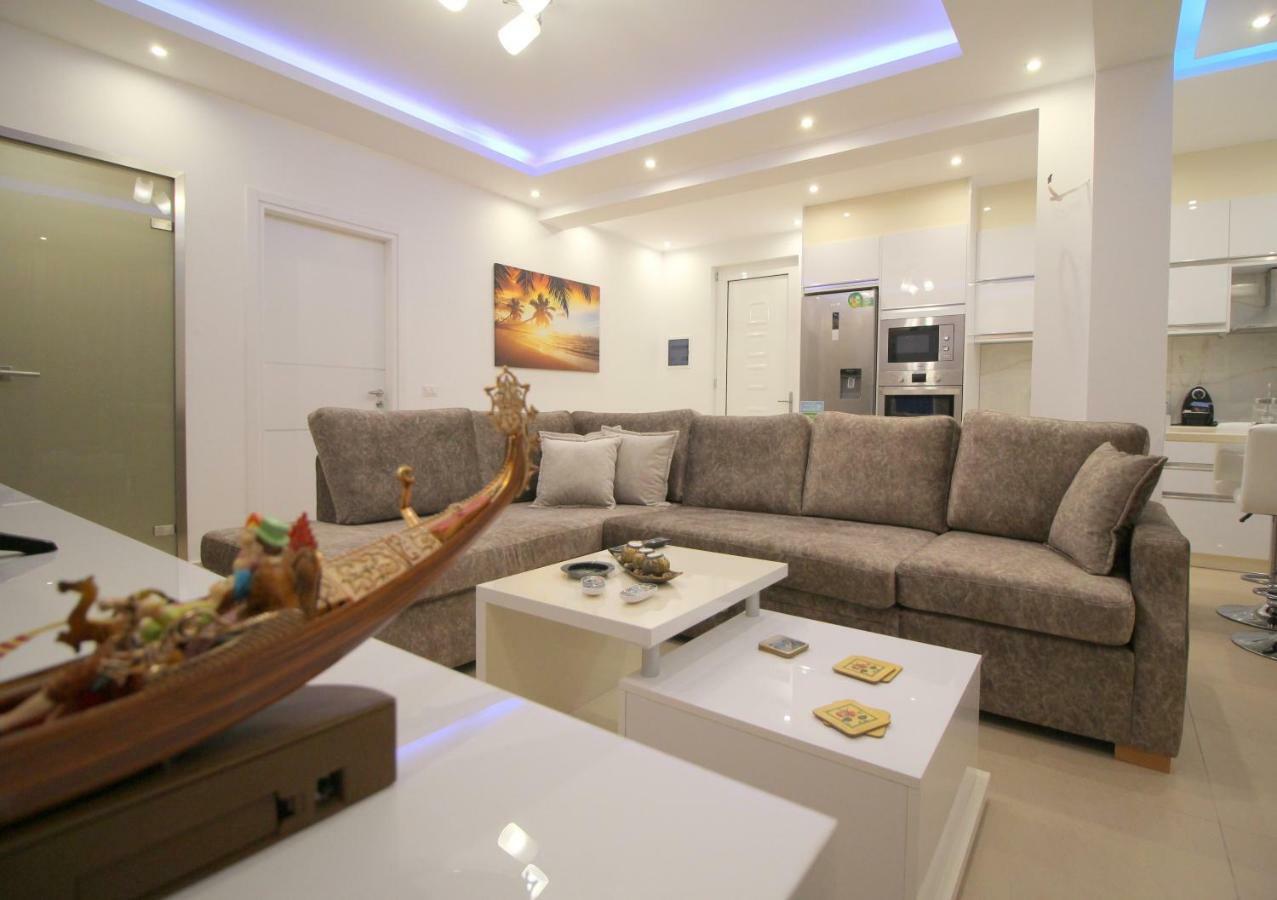 Le Gjero Luxury Villa คซามิล ภายนอก รูปภาพ